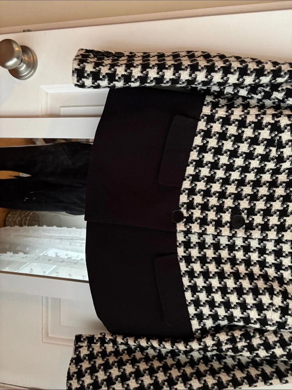 Talbots Black and White Houndstooth Cropped Blazer